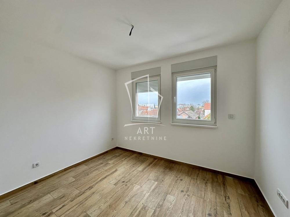 Stan na prodaju u Beogradu, Gornji grad, troiposoban, 71m2, cena 210000 evra