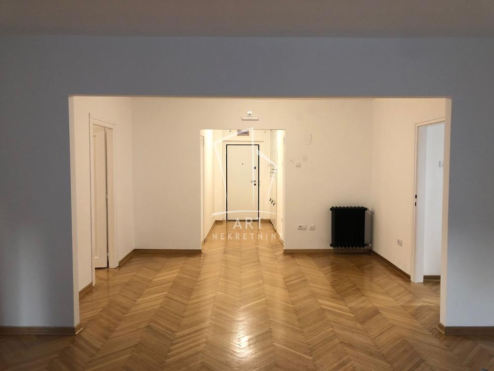 Stan na prodaju u Beogradu, Stari grad, 116m2, cena 438500 evra