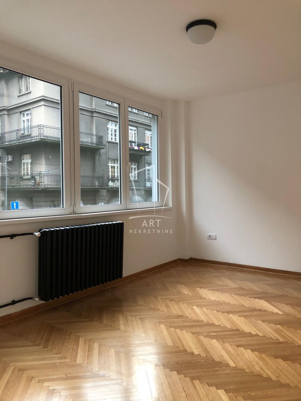 Stan na prodaju u Beogradu, Stari grad, 116m2, cena 438500 evra
