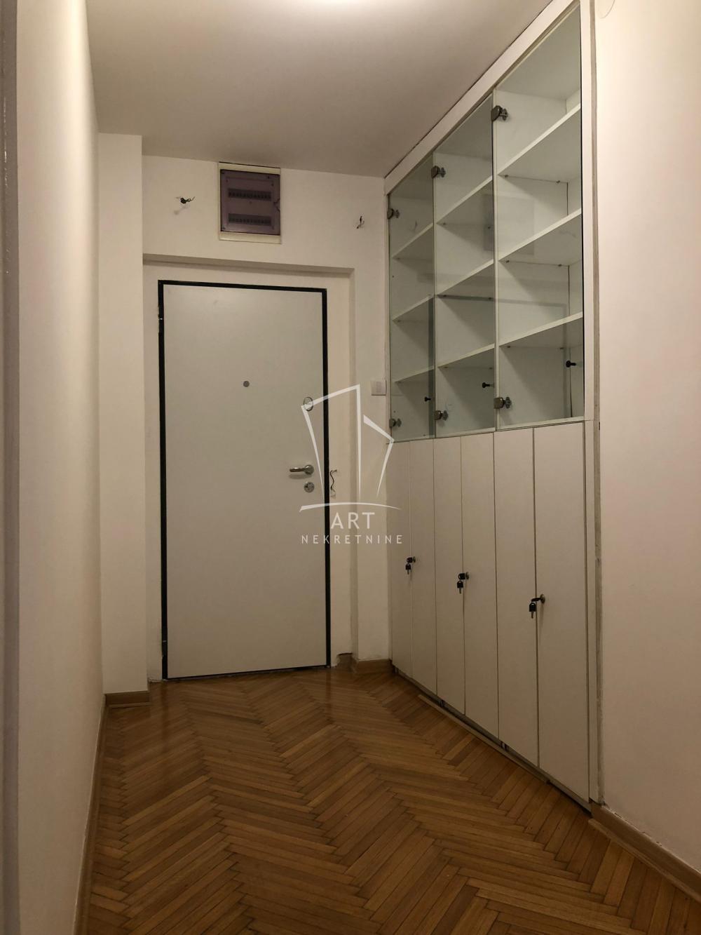 Stan na prodaju u Beogradu, Stari grad, 116m2, cena 438500 evra