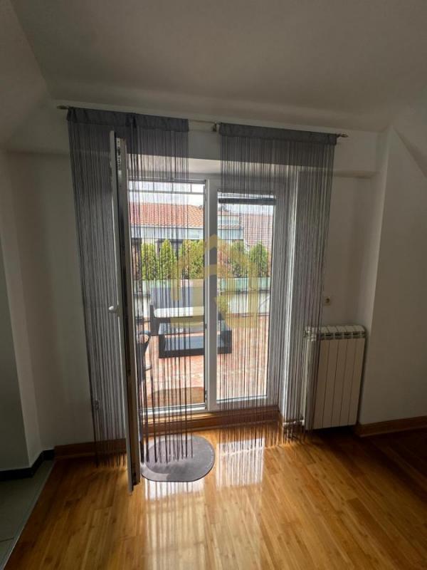 Stan na prodaju u Beogradu, Vračar (Hram), trosoban, 86m2, cena 292000 evra
