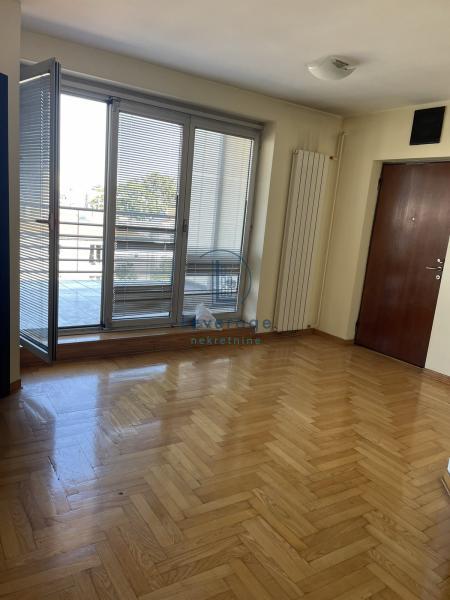 Stan na prodaju u Beogradu, Kalenić pijaca, 207m2, cena 770000 evra