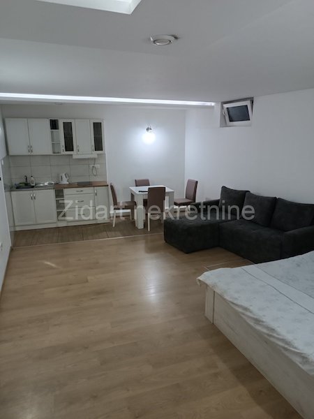 Stan na prodaju u Beogradu, Beograd (centar), dvosoban, 74m2, cena 218300 evra