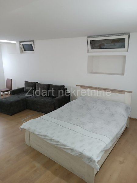 Stan na prodaju u Beogradu, Beograd (centar), dvosoban, 74m2, cena 218300 evra