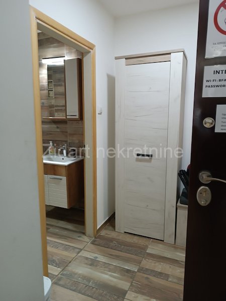 Stan na prodaju u Beogradu, Beograd (centar), dvosoban, 74m2, cena 218300 evra