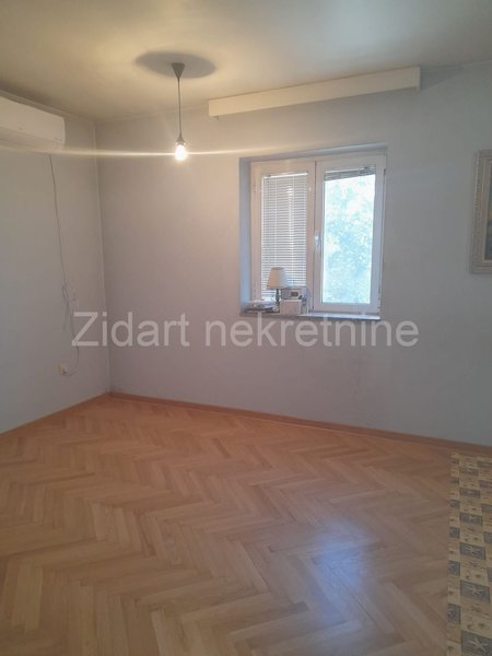 Stan na prodaju u Beogradu, Višnjička banja, cetvorosoban, 107m2, cena 236000 evra
