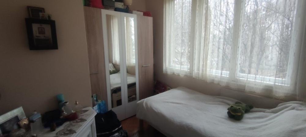 Stan na prodaju u Beogradu, Voždovac, trosoban, 47m2, cena 130000 evra