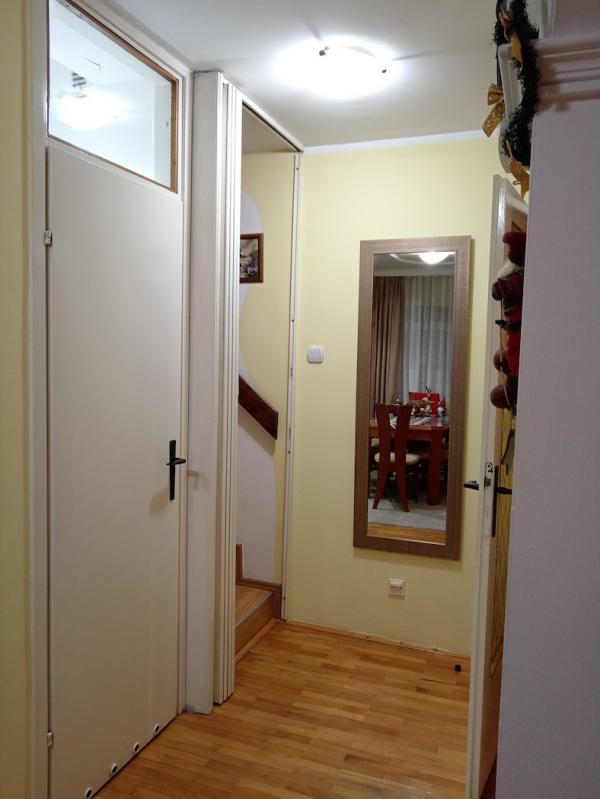 Stan na prodaju u Beogradu, Batajnica, trosoban, 82m2, cena 144000 evra