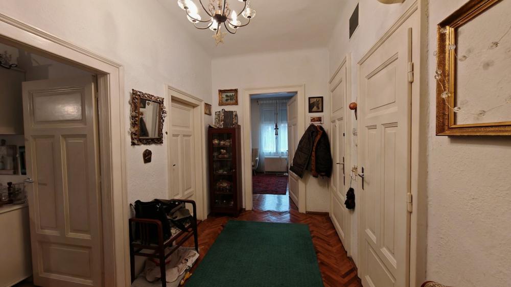 Stan na prodaju u Beogradu, Slavija, dvosoban, 48m2, cena 194000 evra