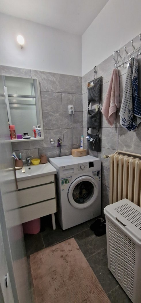 Stan na prodaju u Beogradu, Voždovac, dvoiposoban, 75m2, cena 180000 evra