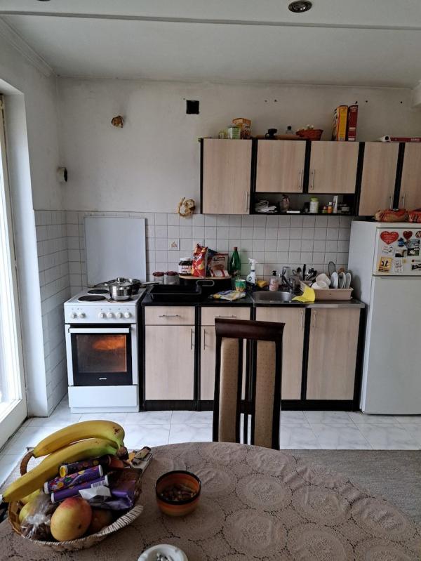Stan na prodaju u Beogradu, Batajnica, trosoban, 85m2, cena 153000 evra