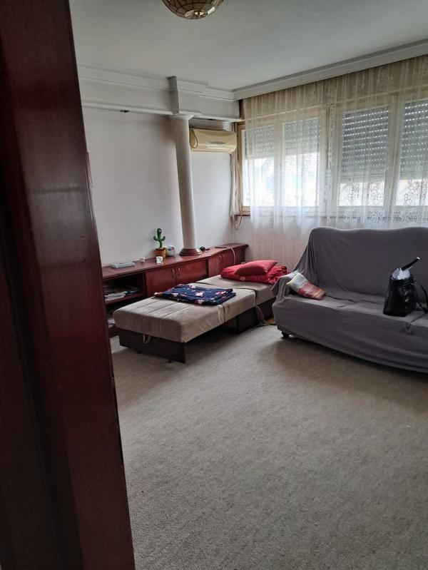 Stan na prodaju u Beogradu, Batajnica, trosoban, 85m2, cena 153000 evra