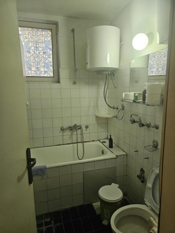 Stan na prodaju u Beogradu, Batajnica, dvoiposoban, 73m2, cena 130000 evra