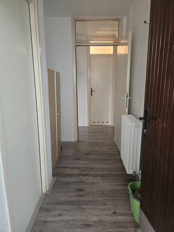 Stan na prodaju u Beogradu, Batajnica, dvoiposoban, 73m2, cena 130000 evra