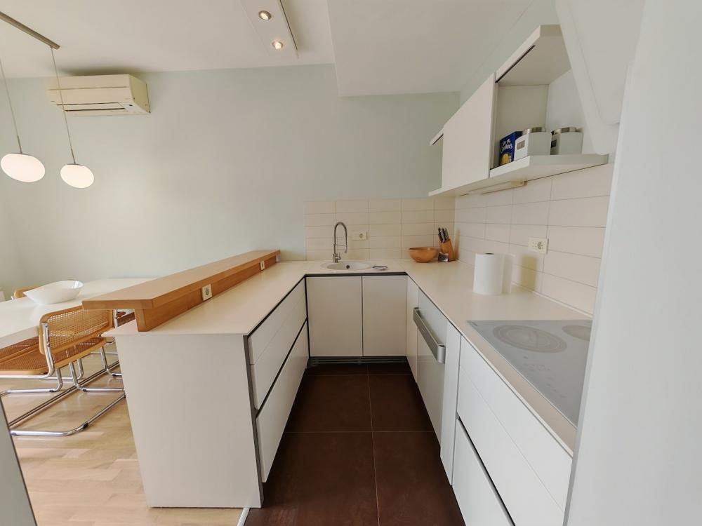 Stan na prodaju u Beogradu, Skojevsko naselje, 105m2, cena 340000 evra