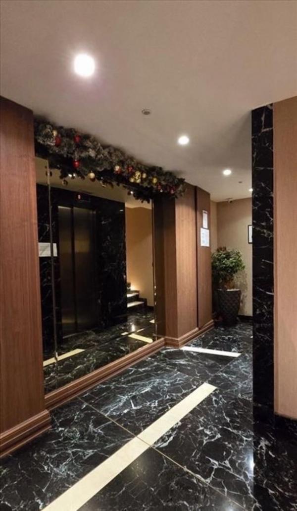 Stan na prodaju u Beogradu, Vračar (Hram), dvoiposoban, 85m2, cena 484000 evra