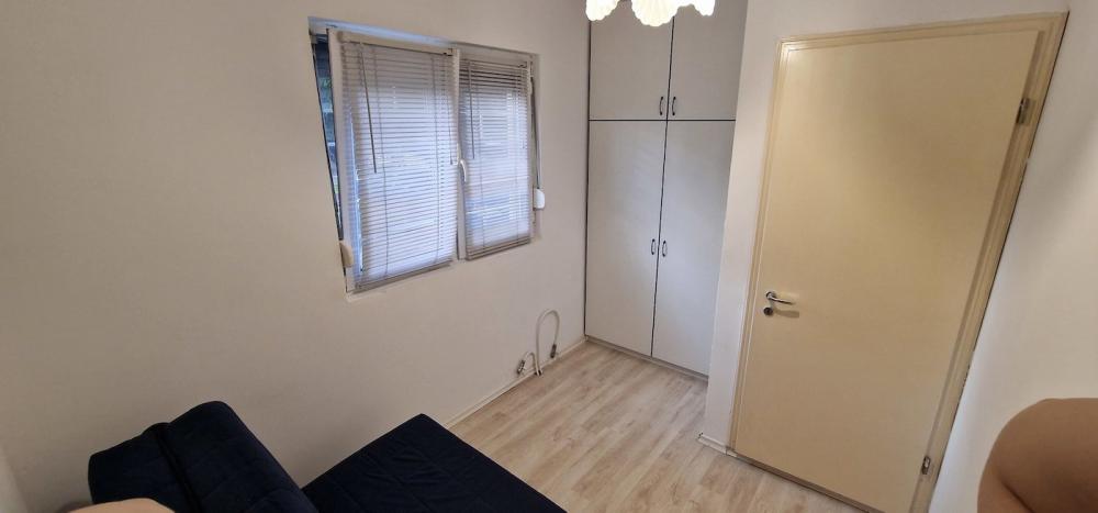 Stan na prodaju u Beogradu, Altina, jednoiposoban, 33m2, cena 60000 evra