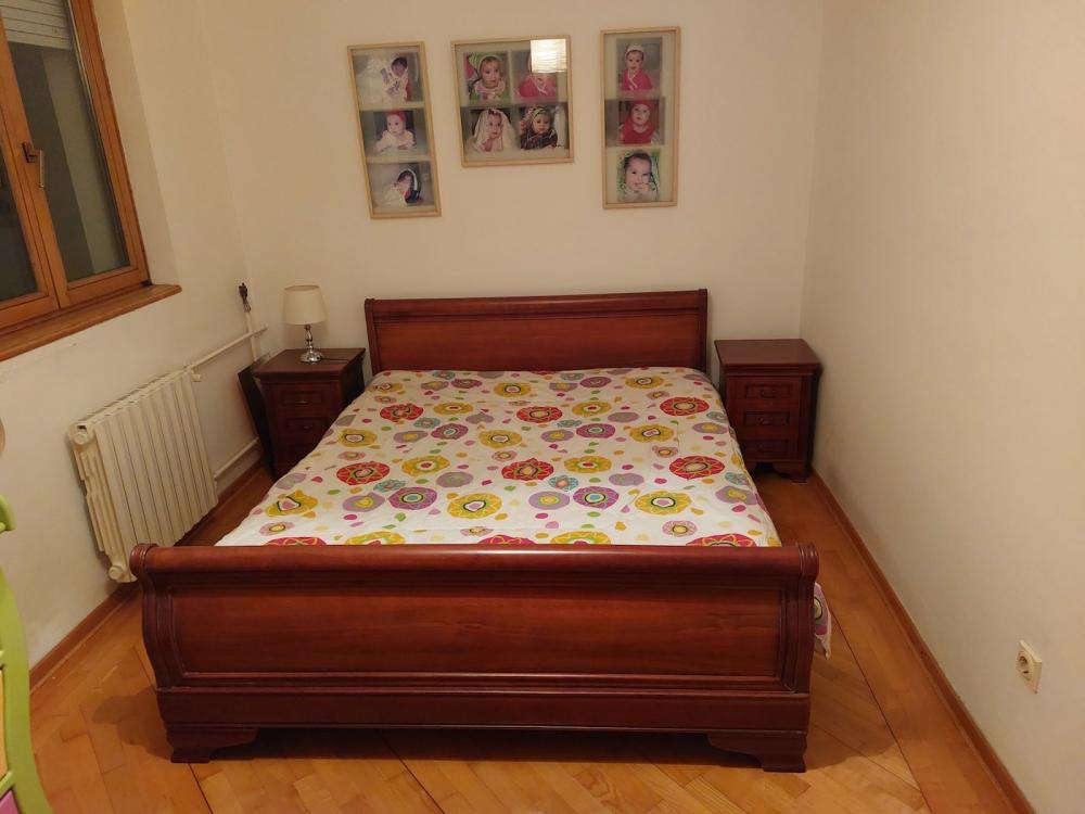 Stan na prodaju u Beogradu, Zemun centar, 160m2, cena 390000 evra