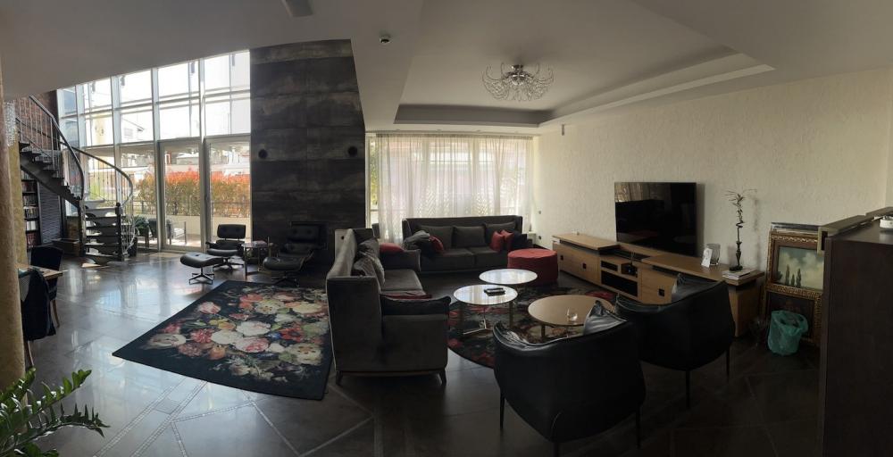 Stan na prodaju u Beogradu, Kalenić pijaca, 308m2, cena 1540000 evra