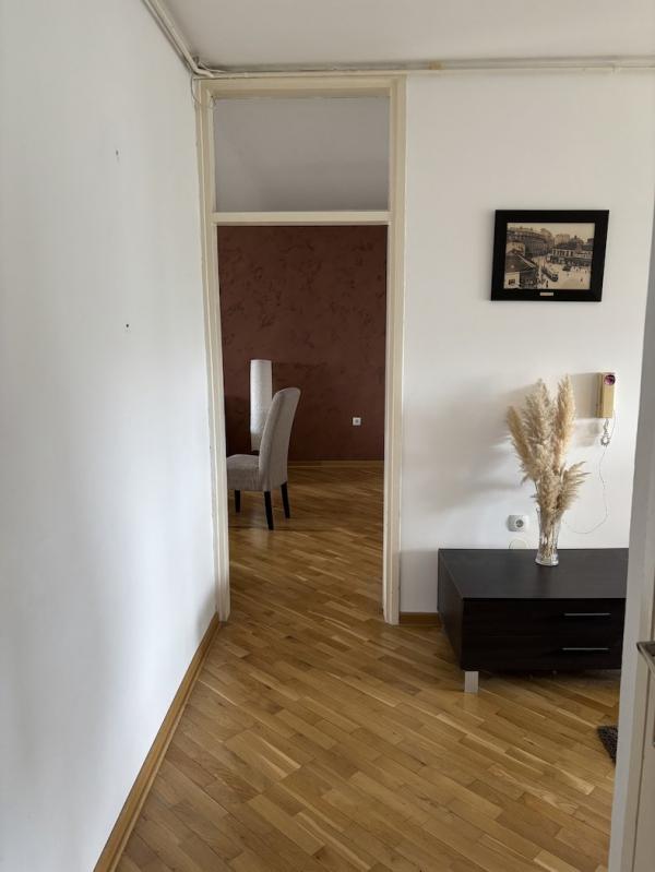 Stan na prodaju u Beogradu, Novi Beograd blok 45 (TC Enjub), dvosoban, 66m2, cena 189000 evra