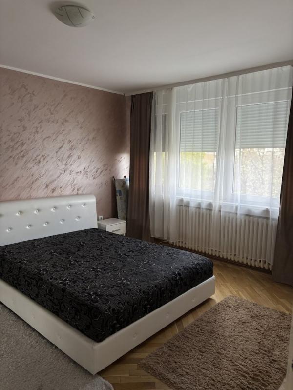 Stan na prodaju u Beogradu, Novi Beograd blok 45 (TC Enjub), dvosoban, 66m2, cena 189000 evra