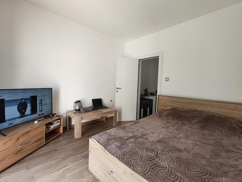 Stan na prodaju u Beogradu, Bežanijska kosa, jednoiposoban, 39m2, cena 142000 evra