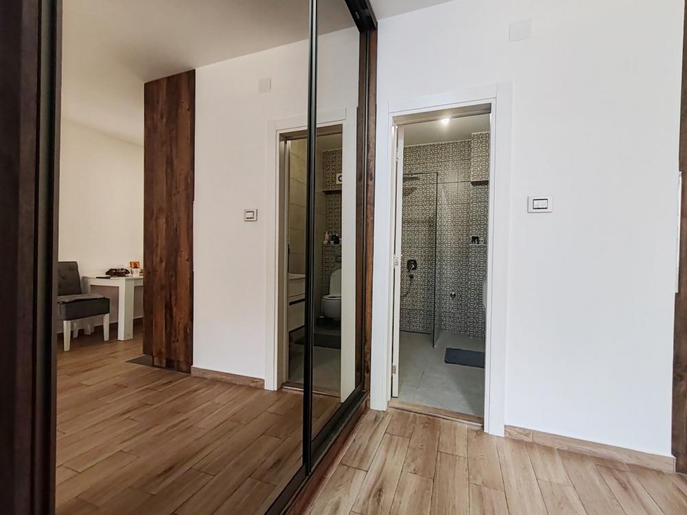 Stan na prodaju u Beogradu, Bežanijska kosa, jednoiposoban, 39m2, cena 142000 evra