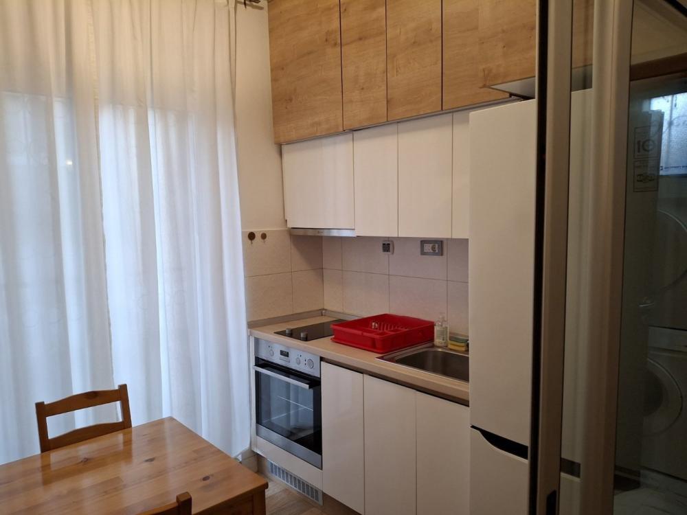 Stan na prodaju u Beogradu, Južni bulevar, dvoiposoban, 62m2, cena 225000 evra