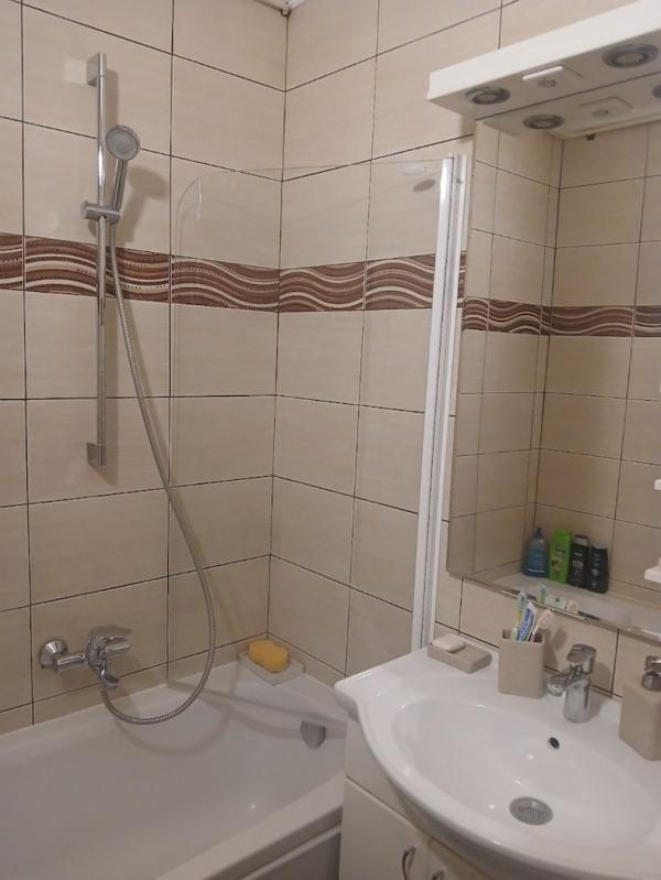 Stan na prodaju u Beogradu, Novi Beograd blok 71, trosoban, 82m2, cena 243000 evra