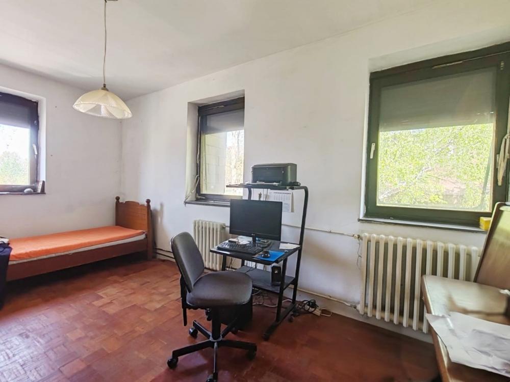 Stan na prodaju u Beogradu, Mirijevo, 150m2, cena 225000 evra
