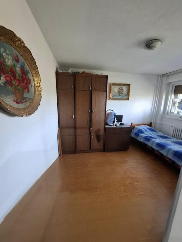 Stan na prodaju u Beogradu, Novi Beograd blok 37, dvoiposoban, 63m2, cena 205900 evra