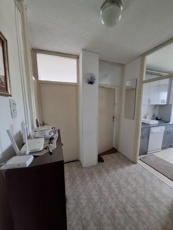 Stan na prodaju u Beogradu, Novi Beograd blok 37, dvoiposoban, 63m2, cena 205900 evra