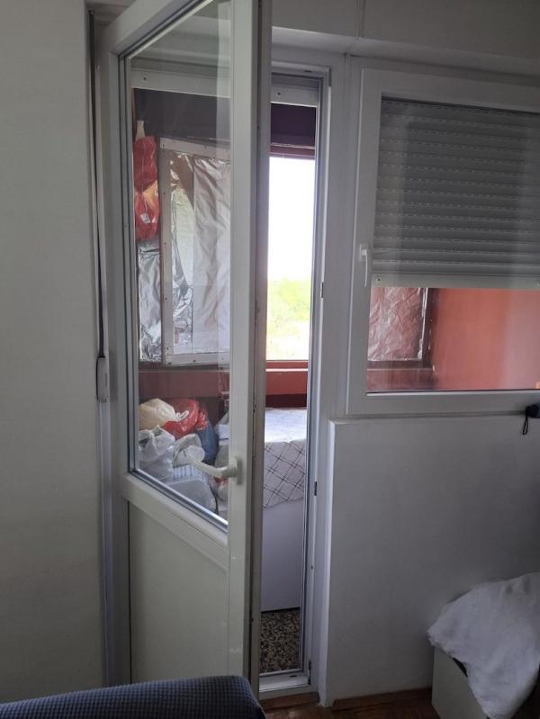 Stan na prodaju u Beogradu, Novi Beograd blok 37, dvoiposoban, 63m2, cena 205900 evra