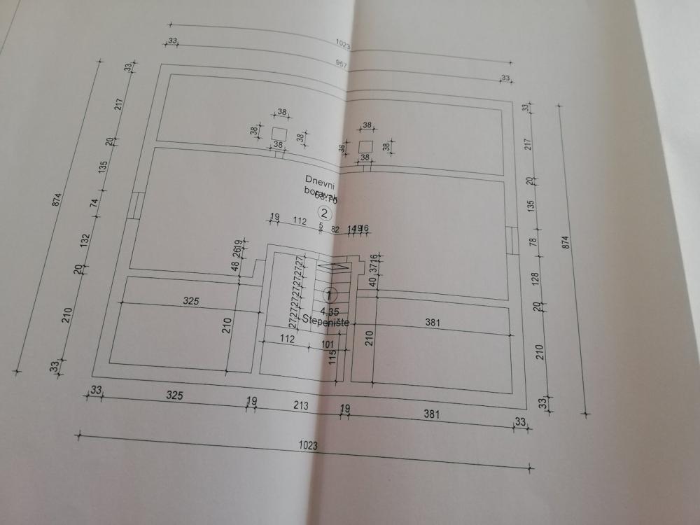 Stan na prodaju u Beogradu, Mirijevo, trosoban, 98m2, cena 153000 evra