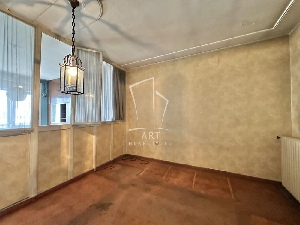 Stan na prodaju u Beogradu, Stari grad, trosoban, 73m2, cena 400000 evra