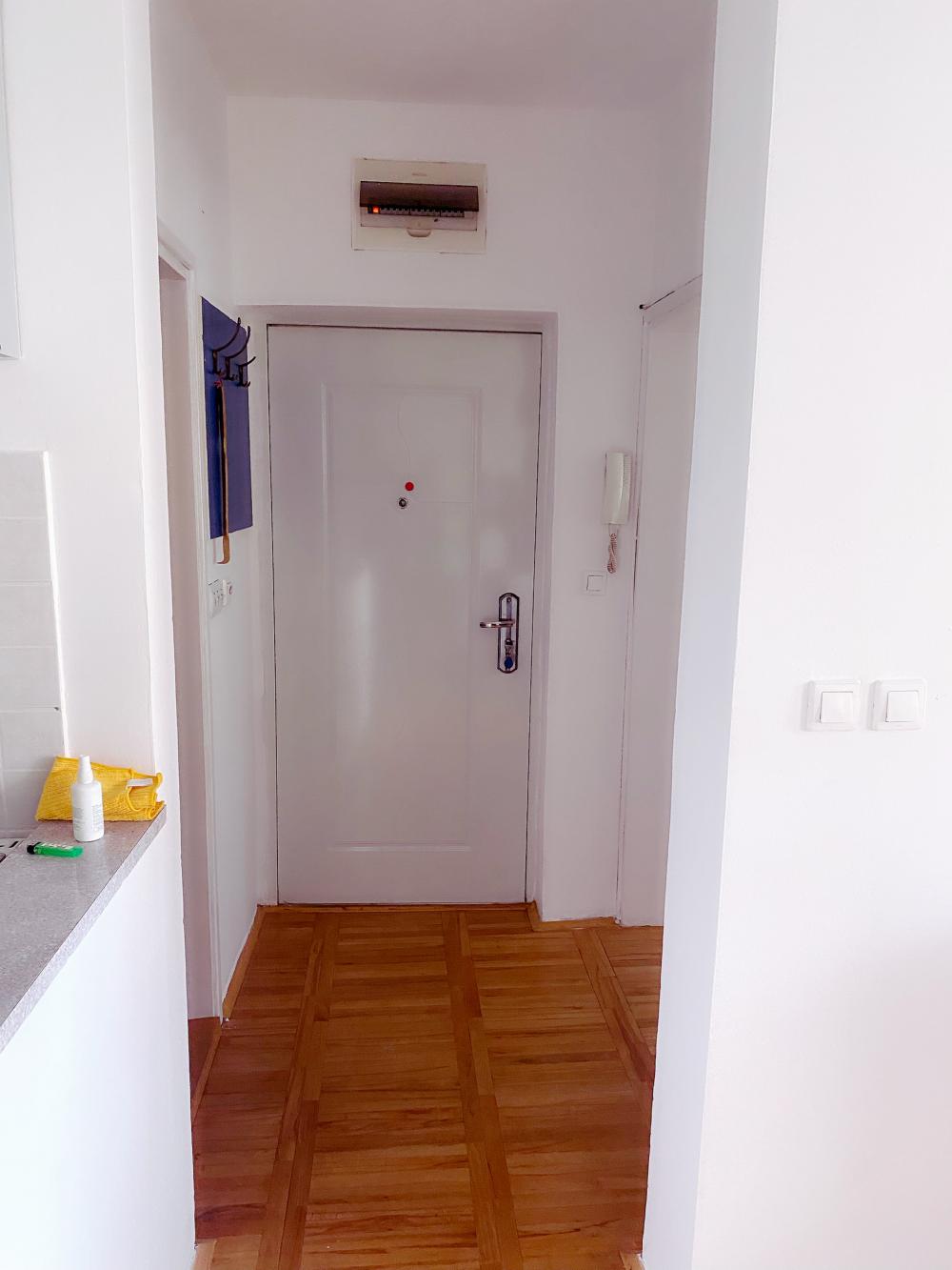 Stan na prodaju u Beogradu, Mirijevo 1, dvosoban, 43m2, cena 124700 evra
