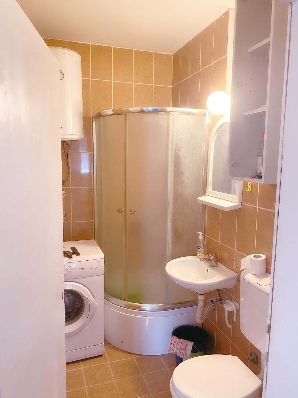 Stan na prodaju u Beogradu, Mirijevo 1, dvosoban, 43m2, cena 124700 evra