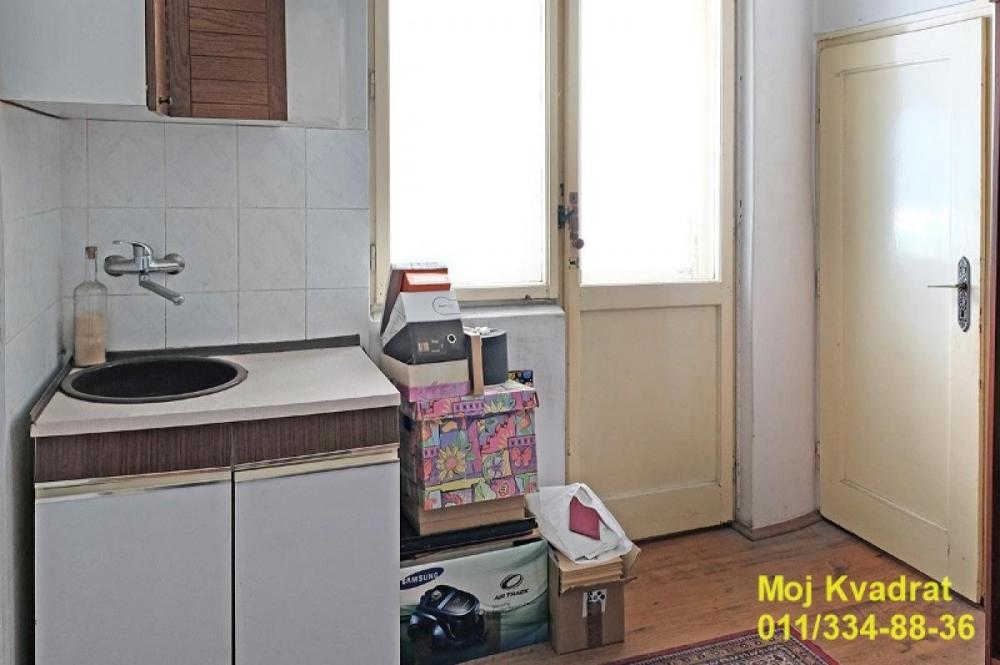 Stan na prodaju u Beogradu, Beograd (Ekonomski fakultet), cetvorosoban, 100m2, cena 310000 evra