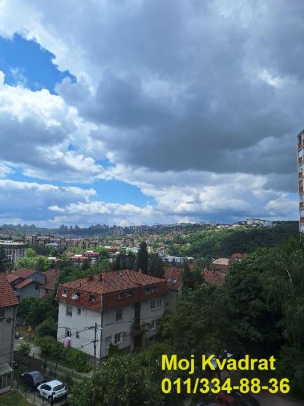 Stan na prodaju u Beogradu, Kanarevo brdo, dvoiposoban, 61m2, cena 140000 evra