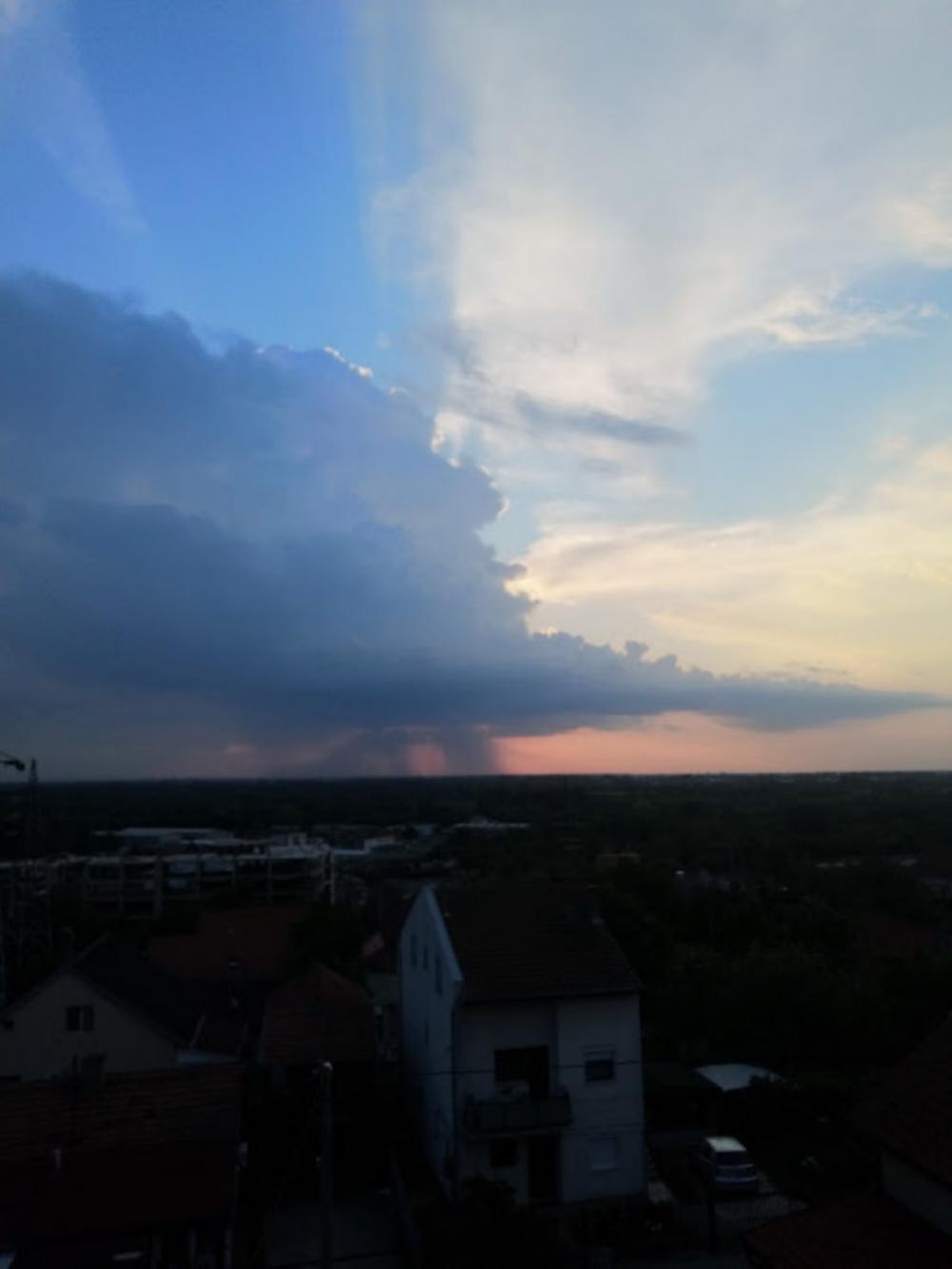 Stan na prodaju u Beogradu, Bele Vode, jednoiposoban, 45m2, cena 101250 evra