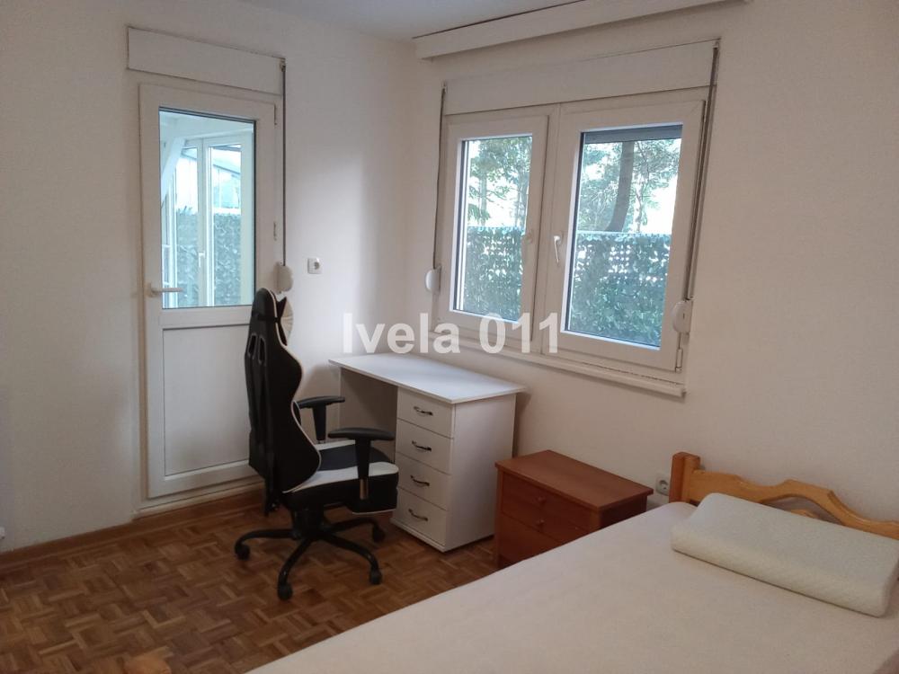 Stan na prodaju u Beogradu, Novi Beograd, cetvorosoban, 84m2, cena 254000 evra
