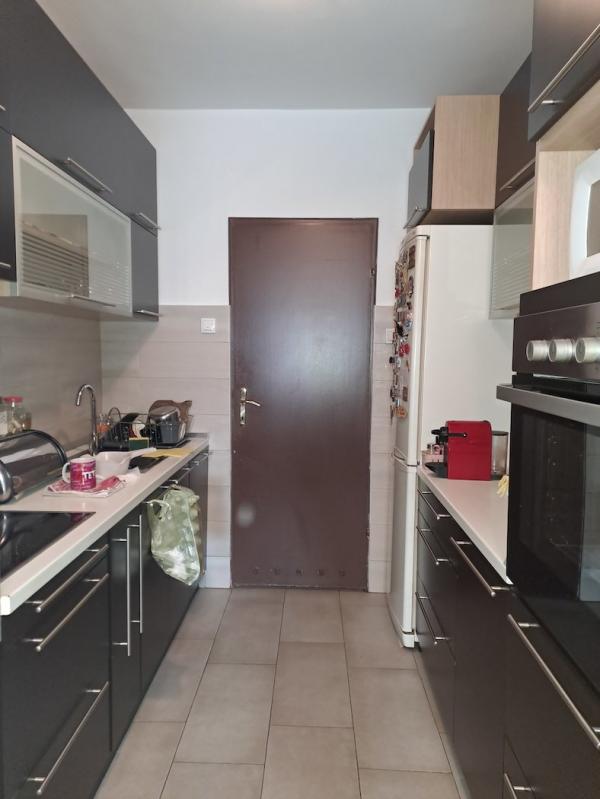 Stan na prodaju u Beogradu, Bežanijska kosa, cetvorosoban, 92m2, cena 350000 evra