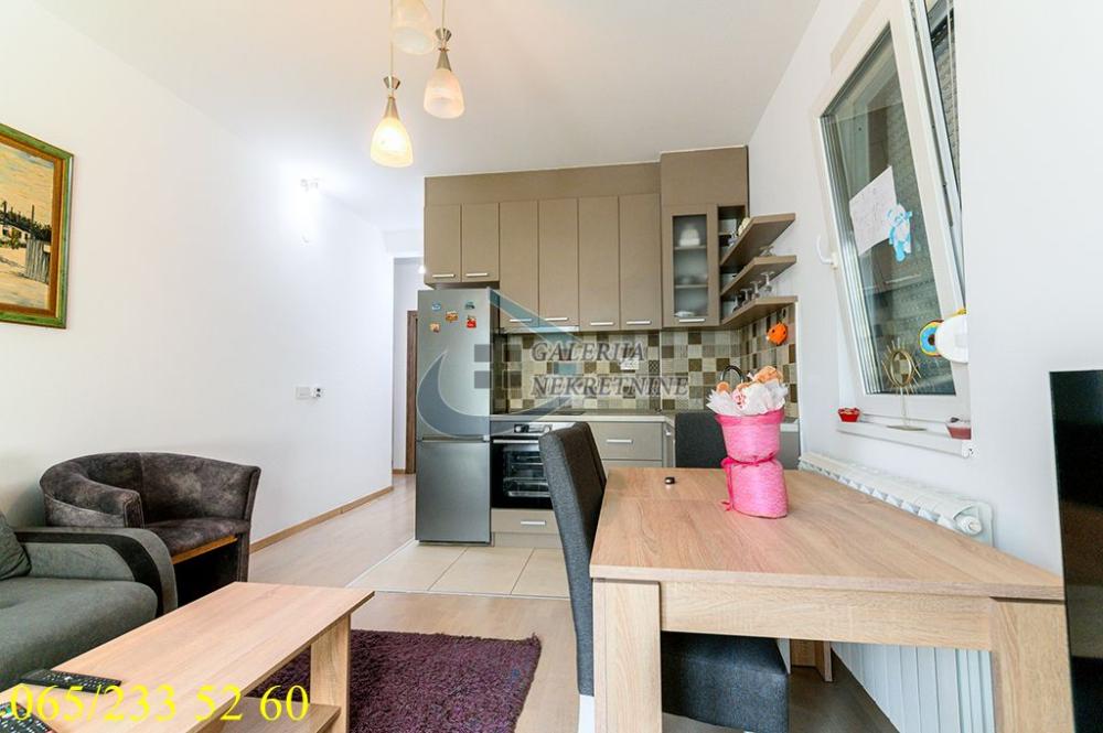 Stan na prodaju u Beogradu, Zvezdara, dvoiposoban, 64m2, cena 139000 evra
