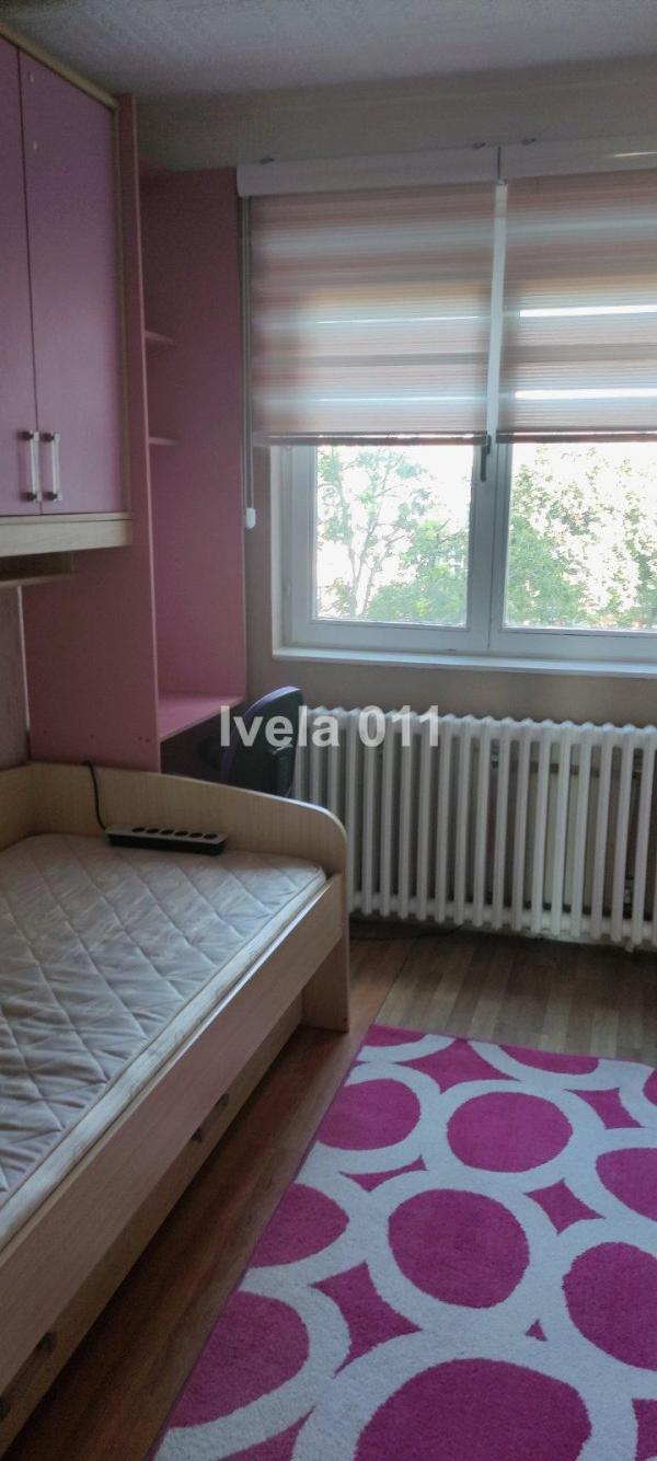 Stan na prodaju u Beogradu, Stari grad, dvoiposoban, 52m2, cena 250000 evra