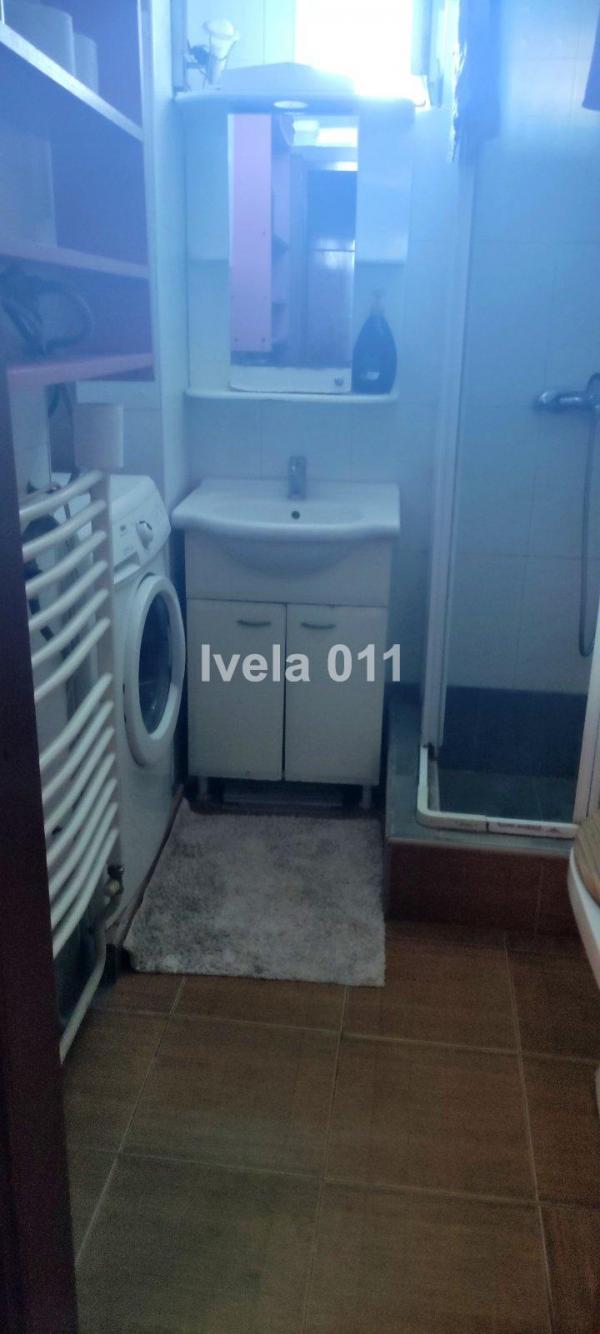 Stan na prodaju u Beogradu, Stari grad, dvoiposoban, 52m2, cena 250000 evra
