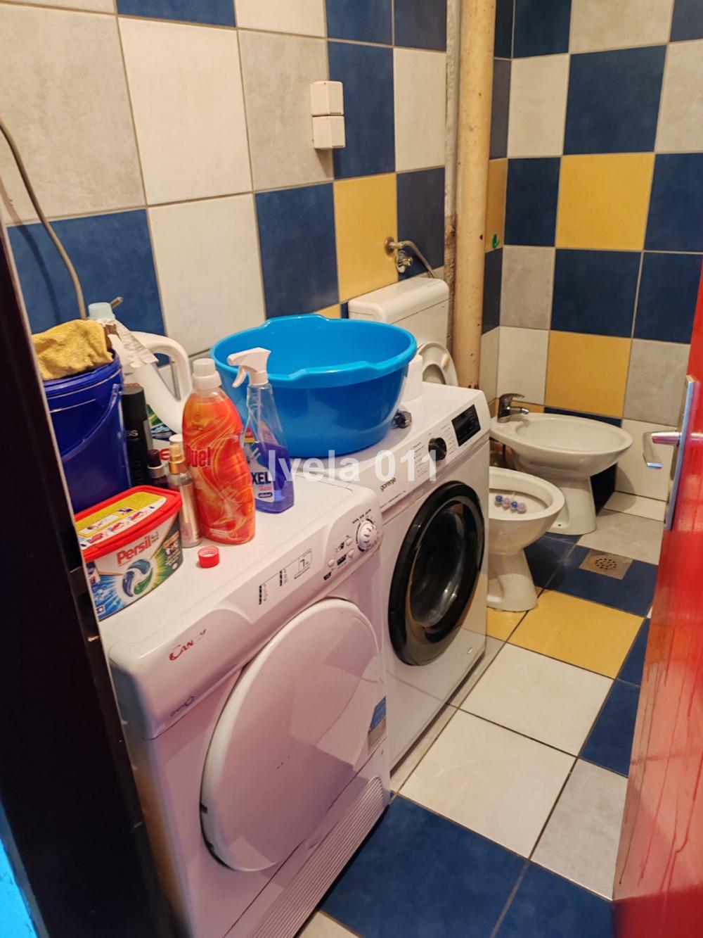 Stan na prodaju u Beogradu, Rakovica, trosoban, 86m2, cena 185000 evra