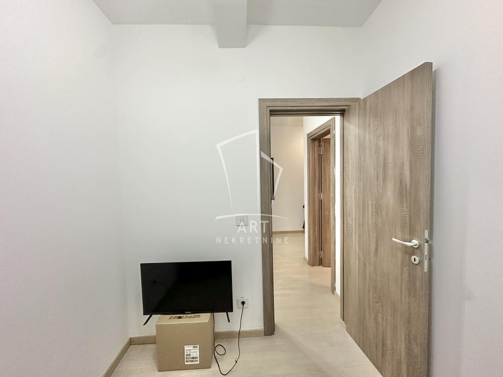 Stan na prodaju u Beogradu, Mirijevo, dvoiposoban, 47m2, cena 139000 evra