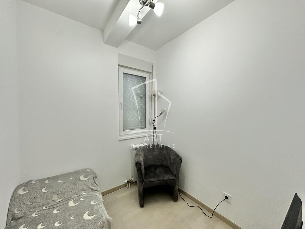 Stan na prodaju u Beogradu, Mirijevo, dvoiposoban, 47m2, cena 139000 evra