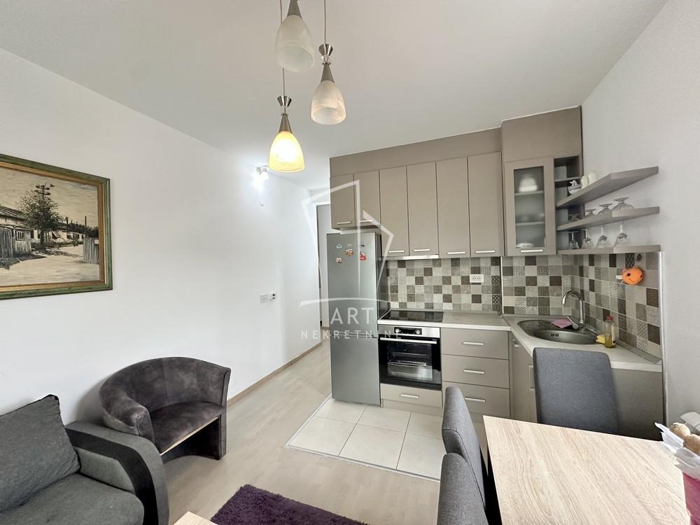 Stan na prodaju u Beogradu, Mirijevo, dvoiposoban, 47m2, cena 139000 evra