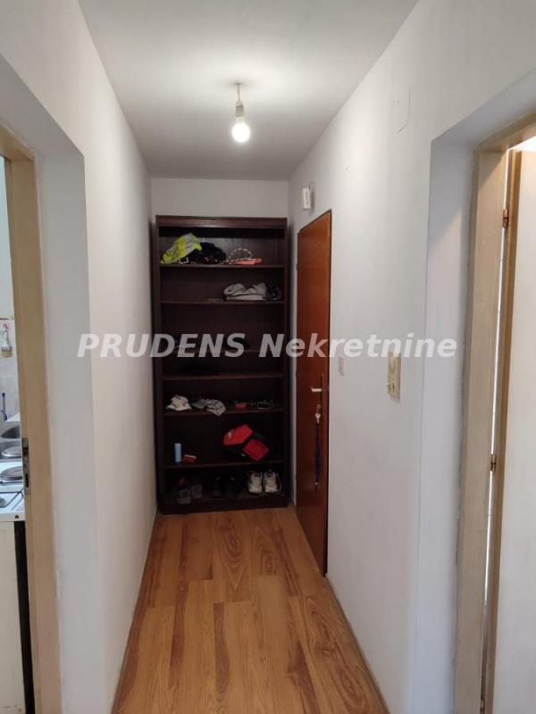 Stan na prodaju u Beogradu, Surčin, dvosoban, 35m2, cena 63000 evra